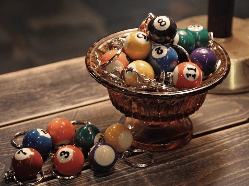 Metalize Billiards Ball Vintage Keychian - Savile Speed Co.