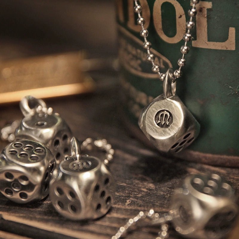 Metalize Dice Vintage Keychain - Savile Speed Co.