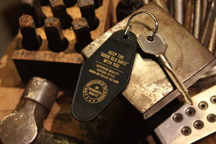 Metalize Vintage Motel Keytag Keychain - Savile Speed Co.