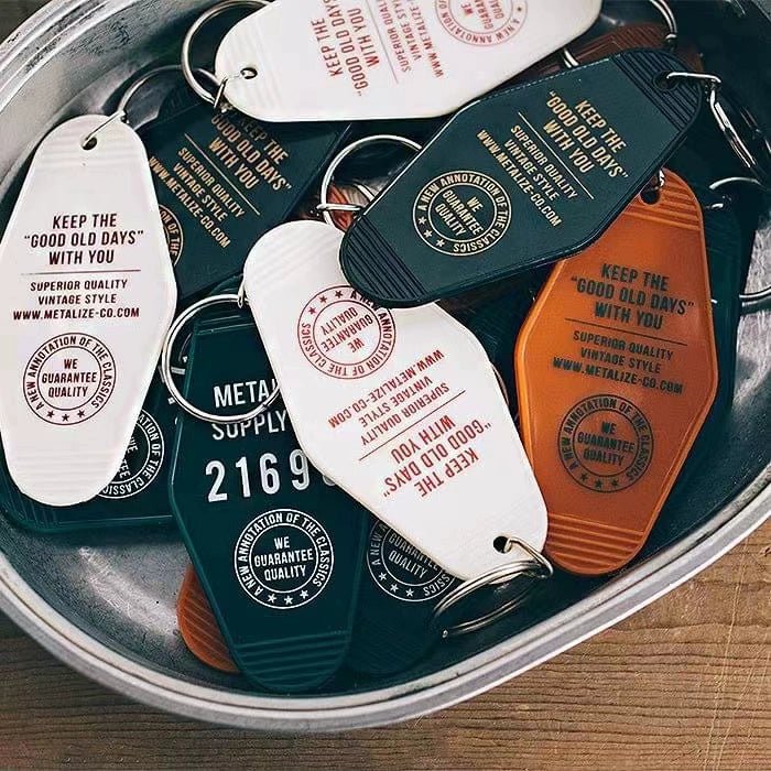Metalize Vintage Motel Keytag Keychain - Savile Speed Co.