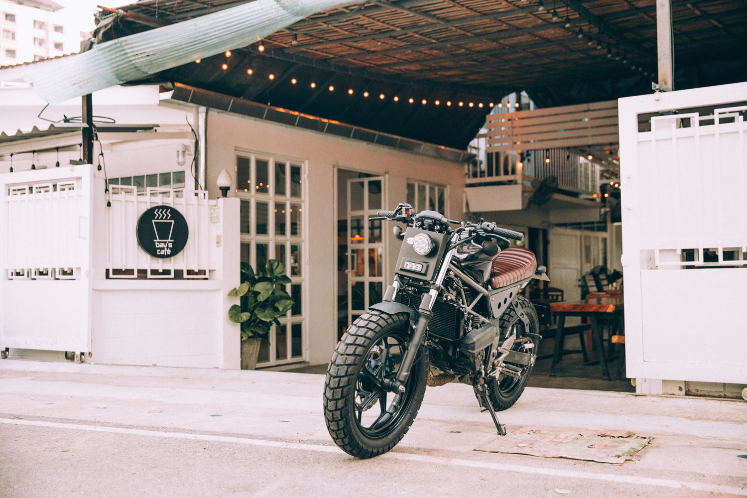 ull catalog of retro motorcycle helmets, jackets, gloves, goggles, and accessories from Savile Speed Co.