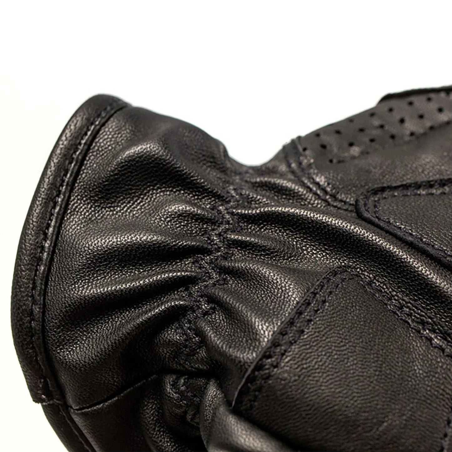 Fogy Garage leather gloves close-up – natural grain leather texture – retro motorcycle vintage style – Savile Speed Co.