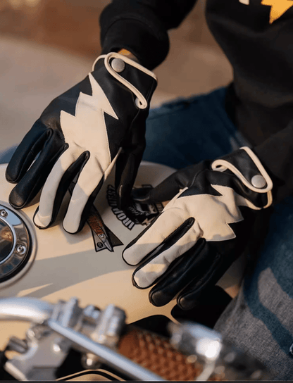 Fogy Garage Vintage Checkered/Lightning Gloves - Savile Speed Co.