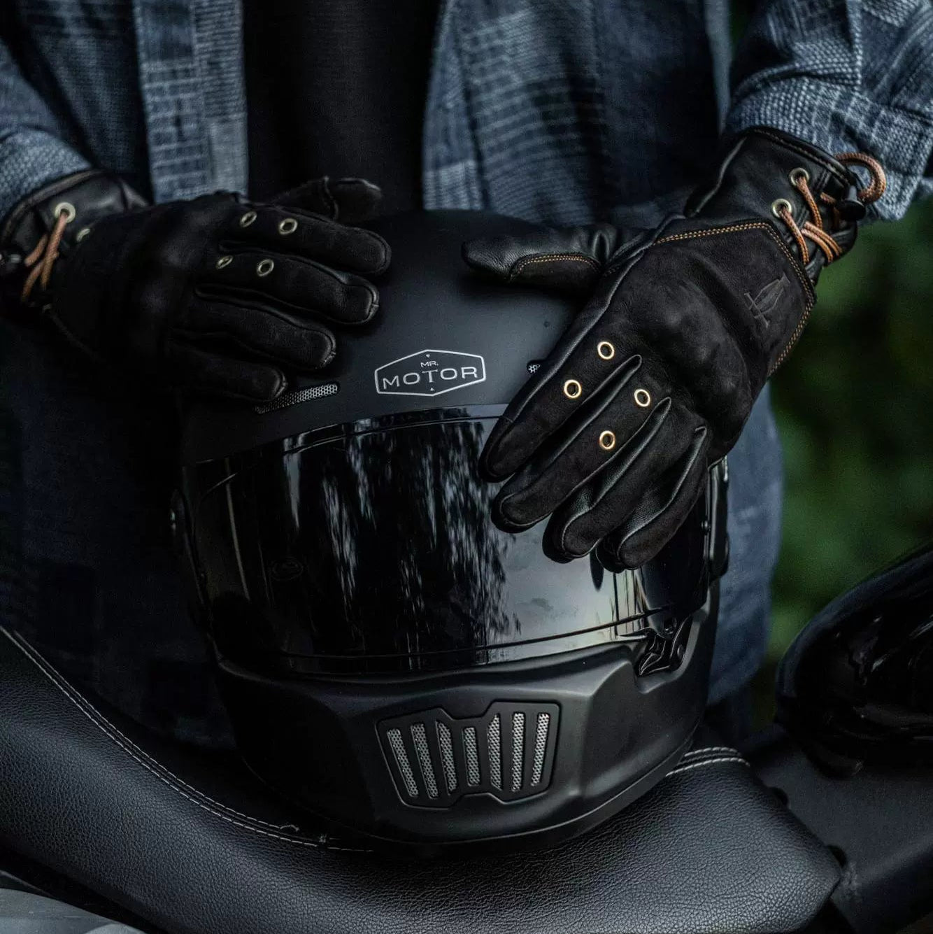 MR MOTOR All - Season Lambskin Retro Motorcycle Gloves - Savile Speed Co.